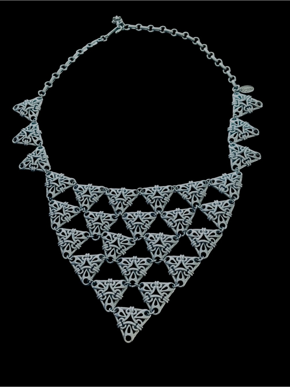 Vendome Vintage Signed 1960s Helen Marion Silver Tone Bib Necklace 17” Filigree